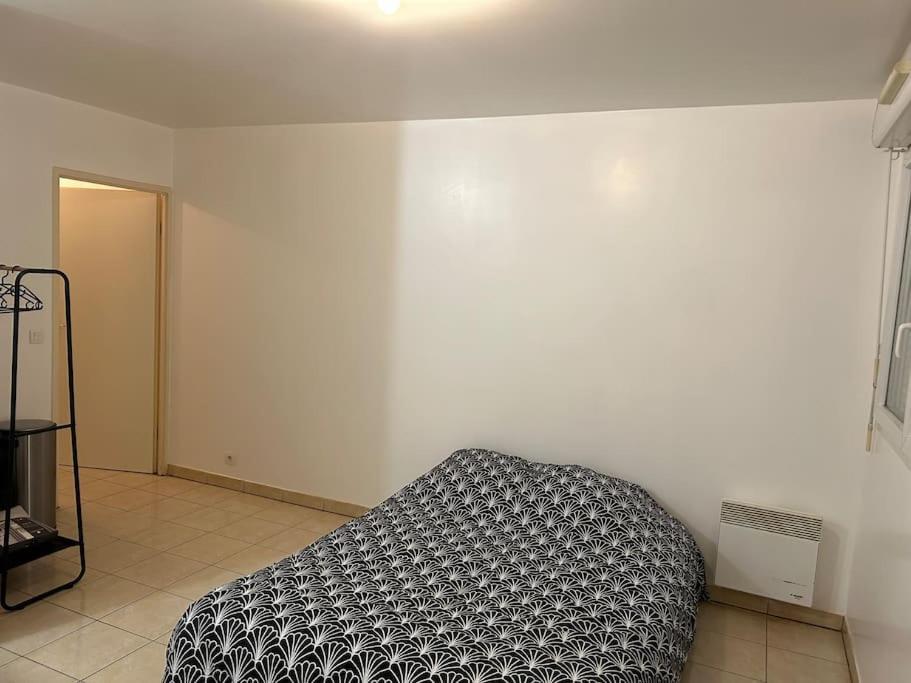 A 2 Pas Du Metro Apartment Clichy